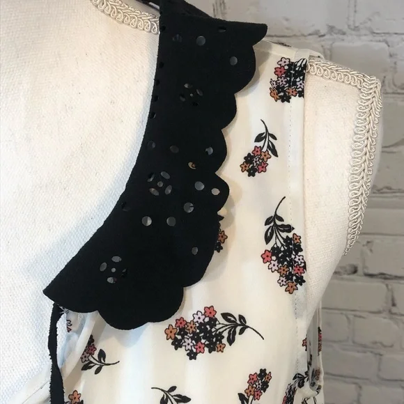 LAUREN CONRAD Tank Top Floral Print w Velvety Laser Cut Collar-Small - Picture 3 of 5